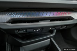 F74-BMW-2-Series-Gran-Coupe-Int 42