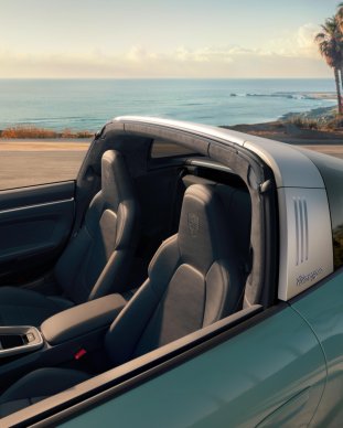 2025 Porsche 911 Carrera 4S Targa-6