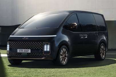 Staria_Premium_7_Ex_FQ(Cover, PrintAd)_Finalized