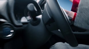 Toyota Yaris Ativa HEV teaser Thailand-4