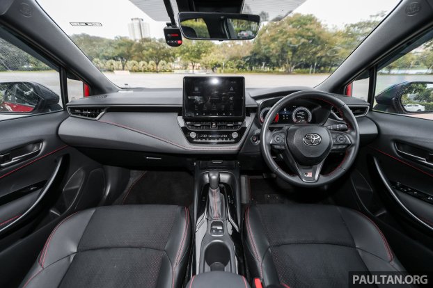2025-Toyota-Corolla-Altis-GR-Sport-Malaysia-Int-2