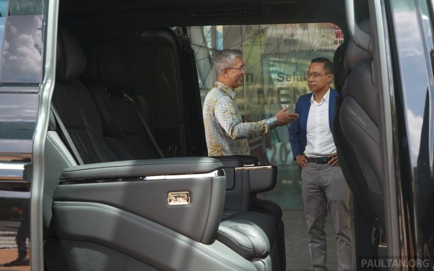 MITI receives Zeekr 009 test car-3