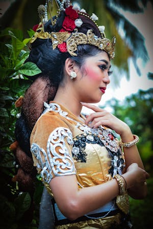 Rina Yulianto