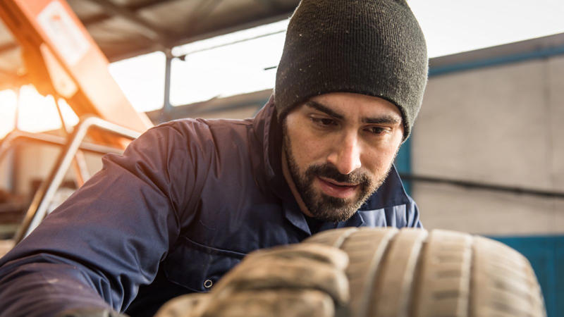 16 Signs Your Tires Are Worn Out and Need Replacing