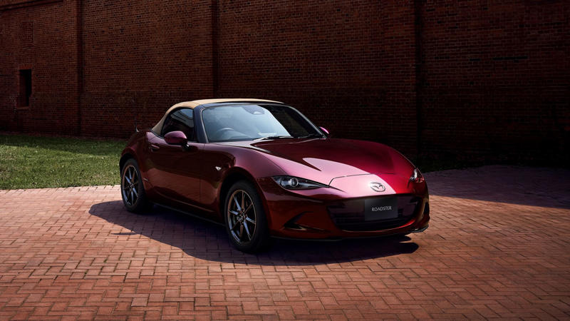 V6-Powered Mazda Miata Is The Affordable Restomod Champion The World Needs
