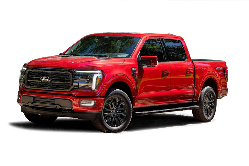 There Are Only 3 Light Duty Full-Size Pickups With A V8 Engine Left For 2025