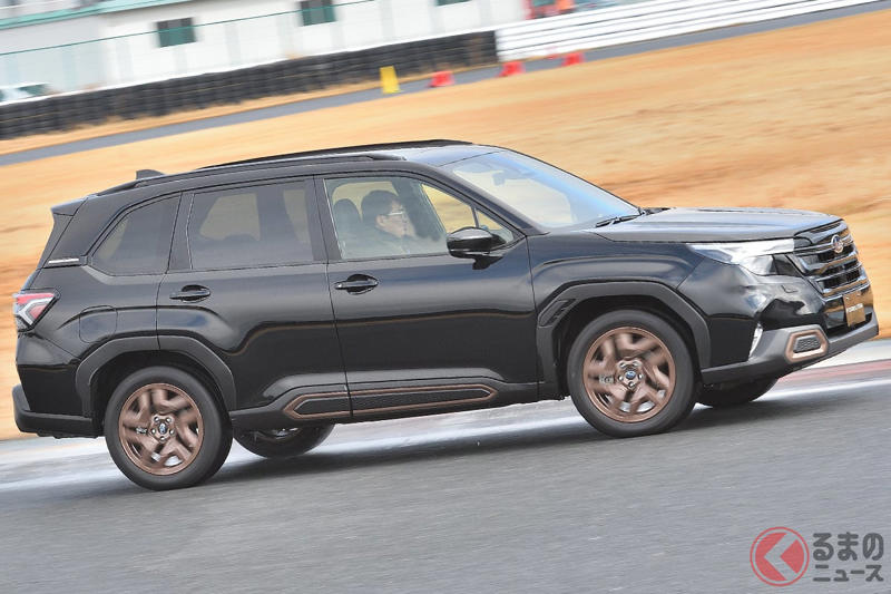 スバル新型「フォレスター」登場！ 歴代初の「強力パワートレイン」搭載！ 低燃費＆走行性能が大幅進化の「本格クロスオーバーSUV」の実力とは？【試乗記】