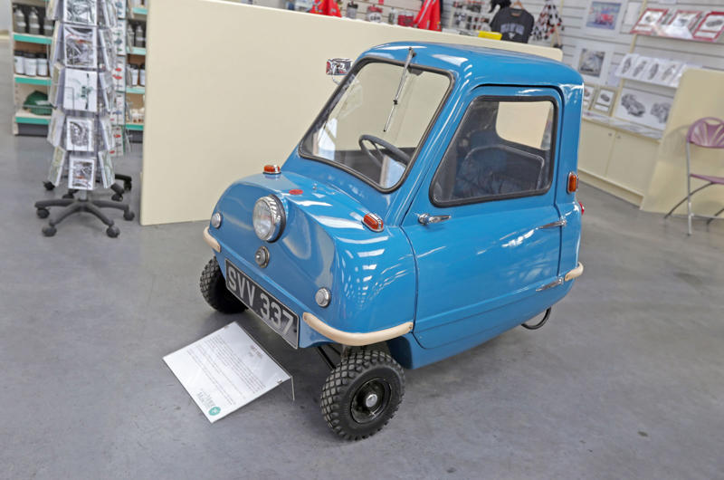 02: Peel P50