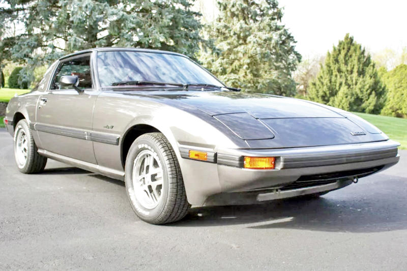 「新車？いや、1982年製だ」走行2500km・冷凍保存のRX-7が現実に…しかも手が届く価格でオークションに登場