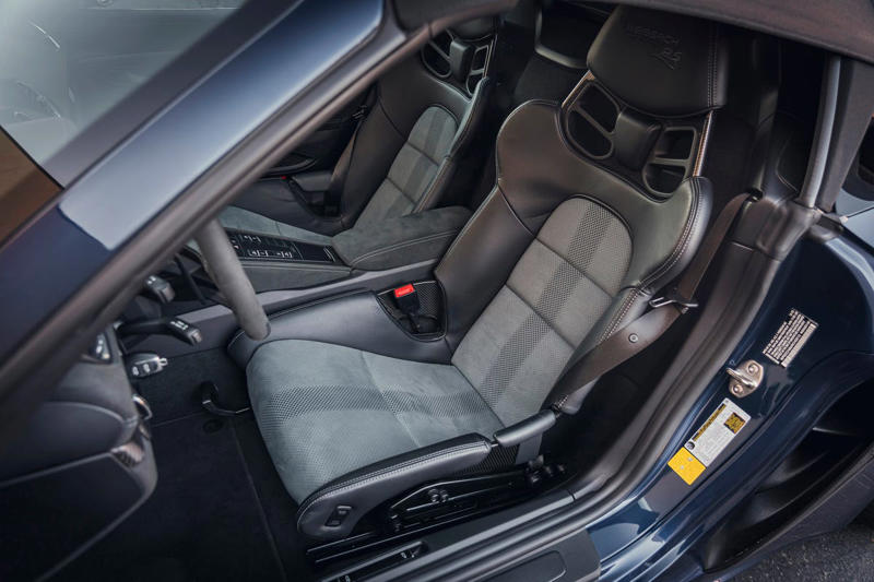 The Porsche 718 Spyder RS's Cabin Keeps It Simple and Engaging