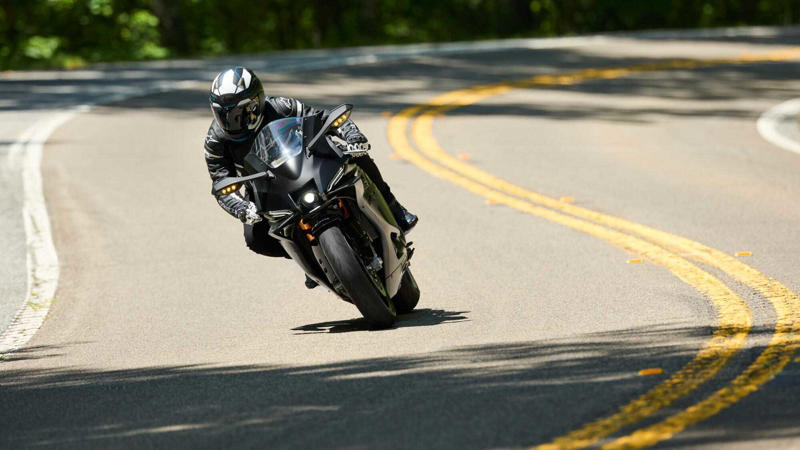 10 Hacks For Touring On A Superbike In The Summer