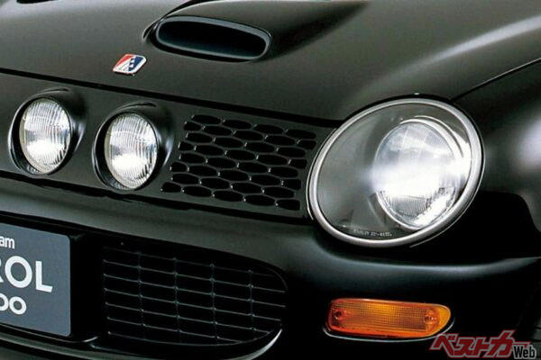 いまではOEMのイメージも強いけど…… マツダ キャロルのデザインめちゃ良かったよね