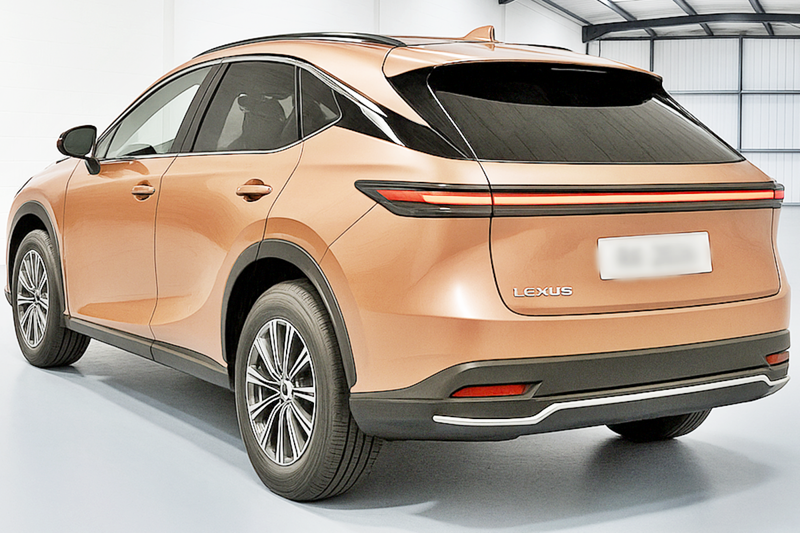 レクサスRXが「あの顔」を捨てた！新フェイスリフトはBMW・X5超えを狙う次世代デザインだった