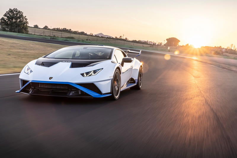 Lamborghini Huracan STO