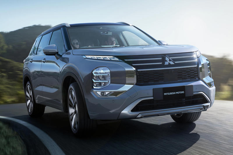 2025 Mitsubishi Outlander price and specs