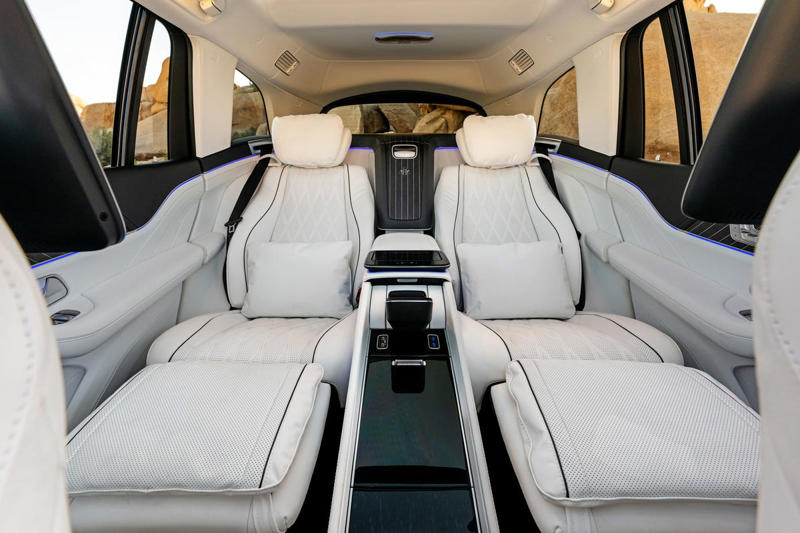 View Interior Photos of the 2025 Mercedes-Maybach GLS600