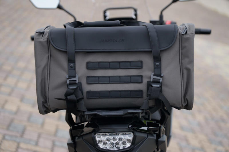 Vストローム800の積載力