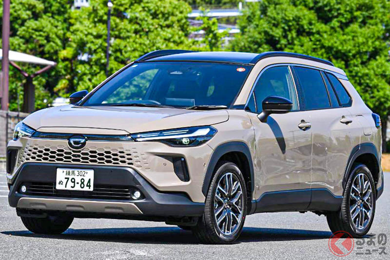 トヨタ新型「カローラクロス」何が変わった？ 内外装以外に「日本初の画期的システム」採用！ カローラのSUVを徹底解説！
