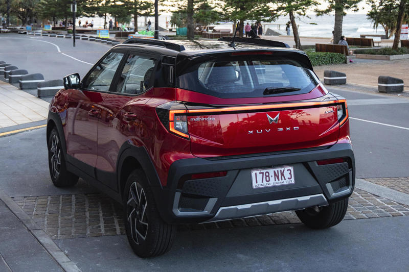 2025 Mahindra XUV 3XO price and specs