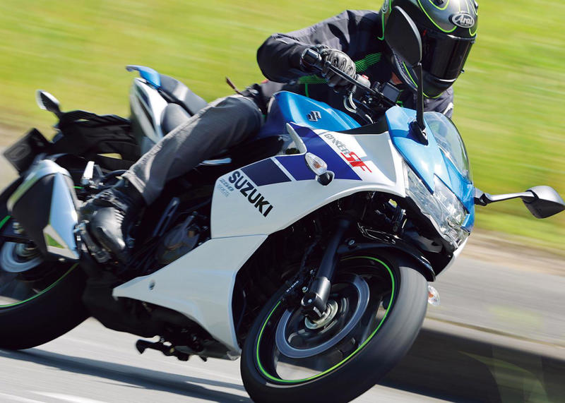 【レビュー】スズキ「ジクサーSF250」インプレ（2025年）優美なフルカウルの油冷オールラウンダー！
