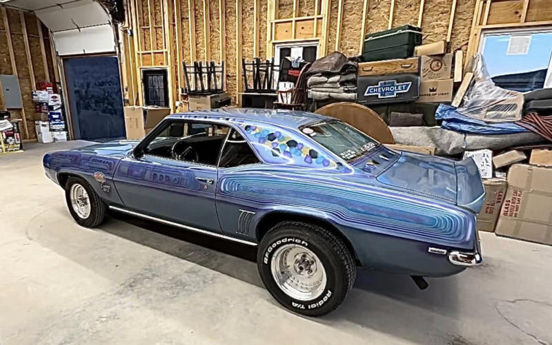 22 Photos Of Crazy 1970s Muscle Car Paint Jobs