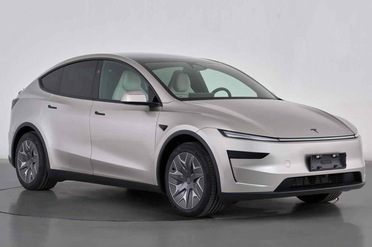 2026 Tesla Model YL teased as long-wheelbase, six-seat Model Y