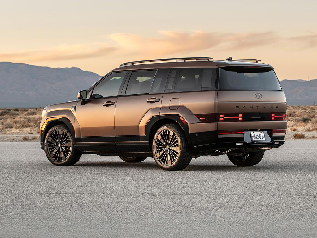 2026 Hyundai Santa Fe drops troublesome transmission