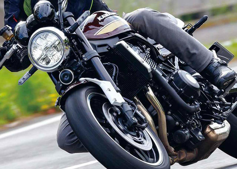 【レビュー】カワサキ「Z900RS」インプレ（2025年）｜優美なフォルムと力強い走りに凝縮された“Z”の魅力