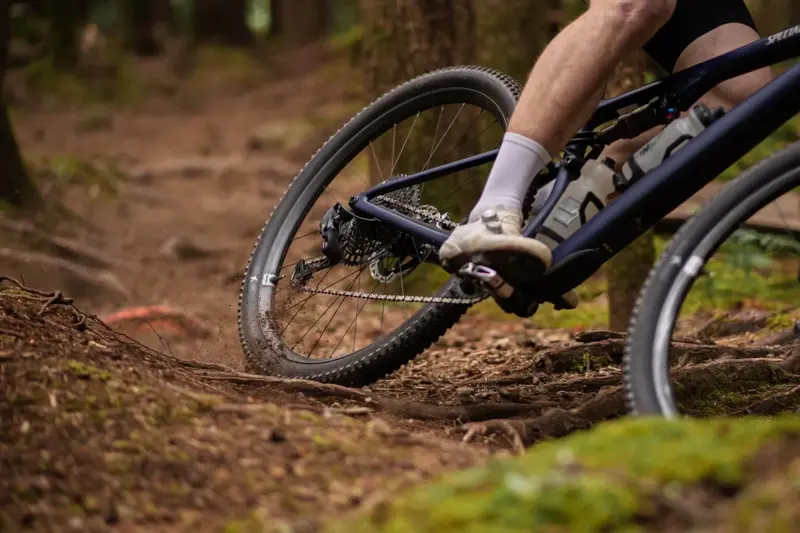 Race Face Rolls Out Their Lightest Rim Yet with New Do-It-All Carbon Era SL Wheelset