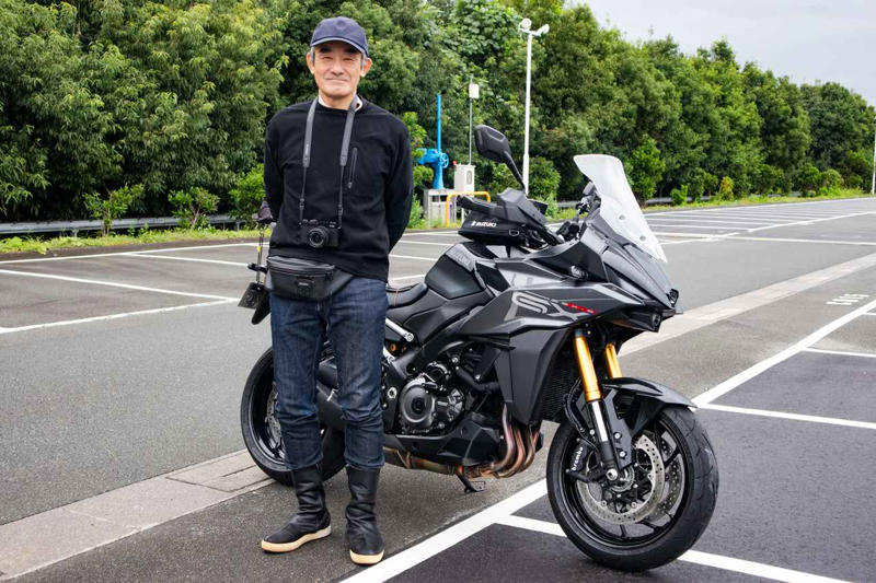 24年間乗った『隼』からスーパー電脳バイク『GSX-S1000GX』に乗り換えた感想は……？【SUZUKI HEROES！スズキ乗り突撃インタビューFile／GSX-S/R MEETING 2024編 ①】