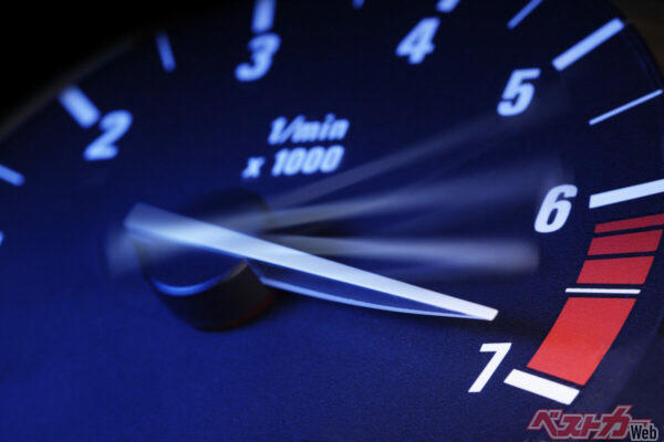 10年10万km以上長持ちさせたいならエンジンを高回転まで回すべからずは本当か？