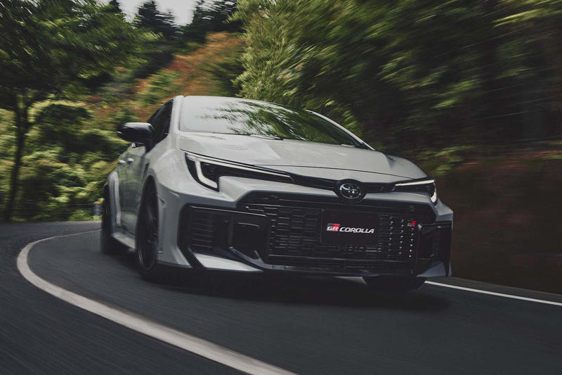 トヨタが「GRカローラ」のさらなる改良モデルを発表