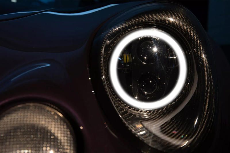 VHPK インテリアと中央シート配置