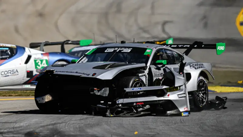 フランコは念のため病院に運ばれた。