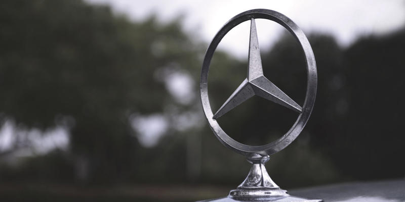 Mercedes And BMW Plan To Keep The V8 Alive