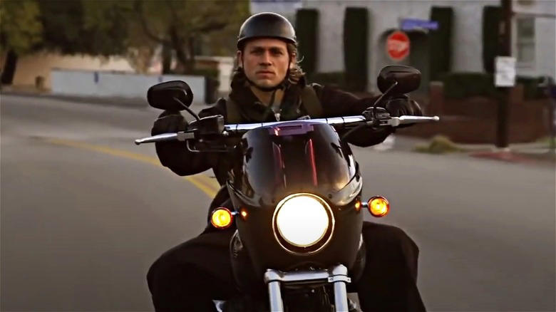 Charlie Hunnam on Harley-Davidson FXD Dyna Super Glide in Sons of Anarchy
