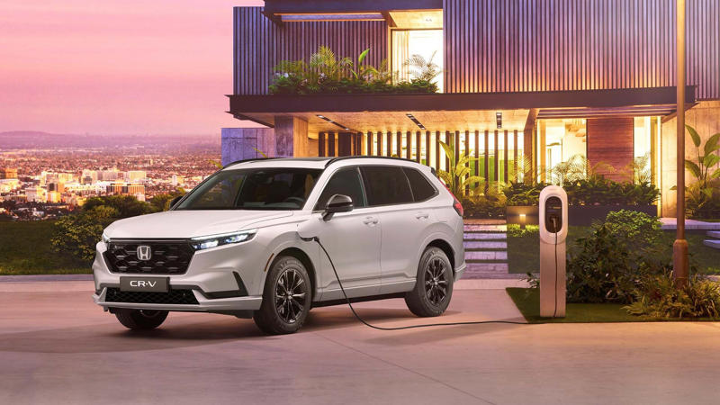 How Electric Cars Stack Up Against Gas- And Hydrogen-Powered Cars