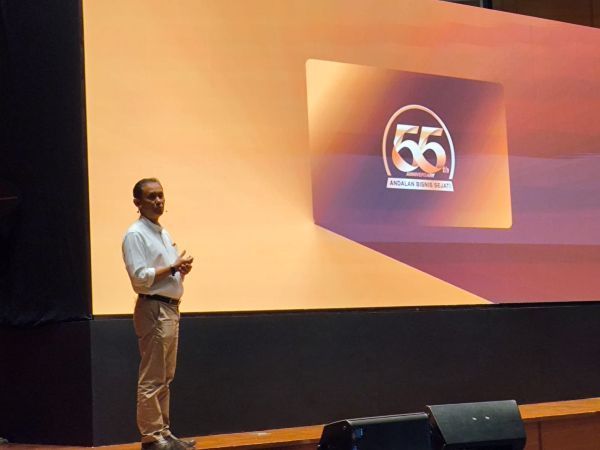 Fuso, mitsubishi, Strategi Mitsubishi Fuso 2025, Memperkuat Dominasi Pasar Kendaraan Niaga di Indonesia