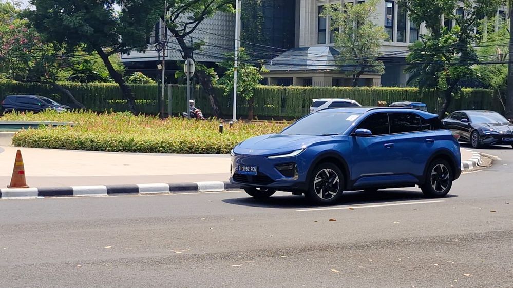 Test Drive Neta X, Crossover Senyaman dan Seluas Sedan