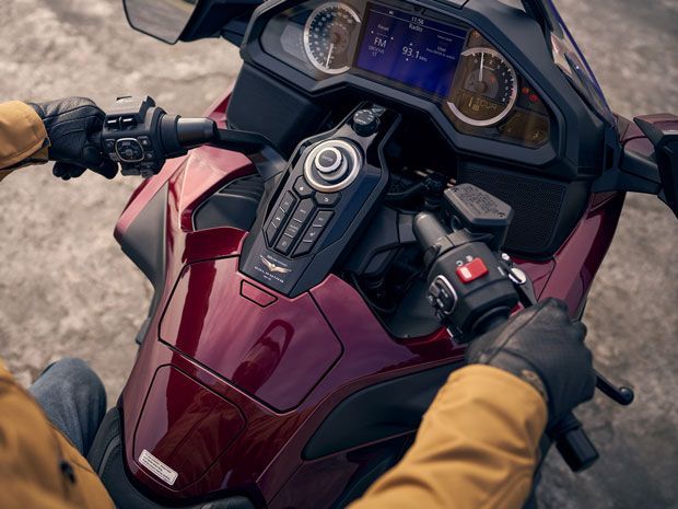 Honda, Honda Indonesia, Motor Honda, Moge Honda, Honda Gold Wing, Honda Gold Wing 50 Tahun, Honda Gold Wing Edisi 50 Tahun, Toyota Calya, Harga Satu Honda Gold Wing Edisi Spesial 50 Tahun Setara Enam Toyota Calya