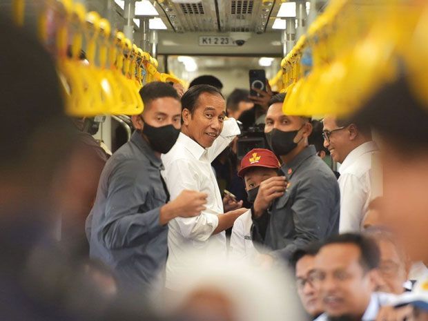 esemka, mobil esemka, Jokowi, Joko Widodo, Susah Beli Mobil Esemka, Warga Solo Ini Gugat Jokowi Rp300 Juta