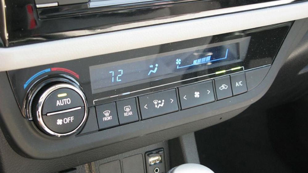 5 Alasan Kenapa AC Harus dalam Posisi Off Saat Mesin Mobil Dinyalakan