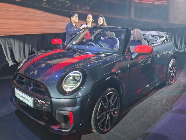MINI John Cooper Works Cabrio 2025
