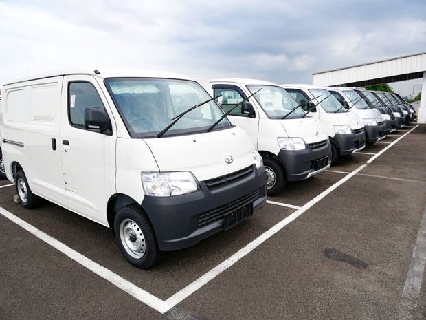 Harga Daihatsu Gran Max blind van bekas