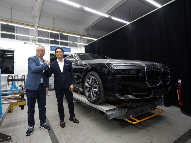 BMW Indonesia, BMW Body and Paint Center, BMW Certified Body and Paint Center, BMW Body and Paint Training Center, BMW Remote Diagnosis, Makin Canggih! Isu Teknis Mobil-Mobil BMW Terbaru sekarang Bisa Dicek dari Jarak Jauh