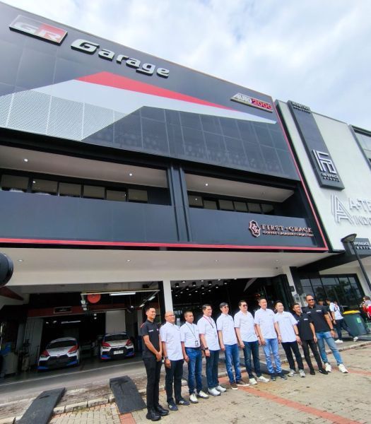 Auto2000, GR Garage, Toyota, PIK 2, GR Garage Auto2000 PIK 2 Hadir dengan Wajah Baru, Usung Konsep Racing Lifestyle dan Teknologi 4D