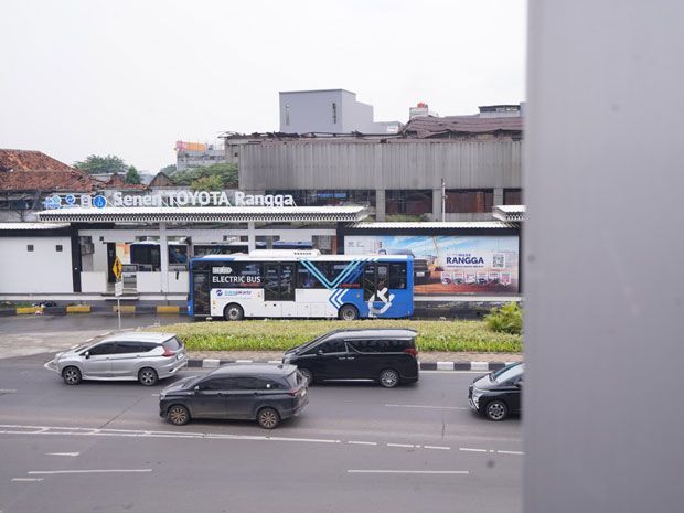 Toyota, Toyota Indonesia, Toyota Hilux Rangga, Toyota Rangga, Halte Senen Toyota Rangga, TransJakarta, Nama Toyota Rangga Kini Tercantum di Halte Pasar Senen TransJakarta