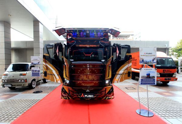 Fuso, mitsubishi, Strategi Mitsubishi Fuso 2025, Memperkuat Dominasi Pasar Kendaraan Niaga di Indonesia
