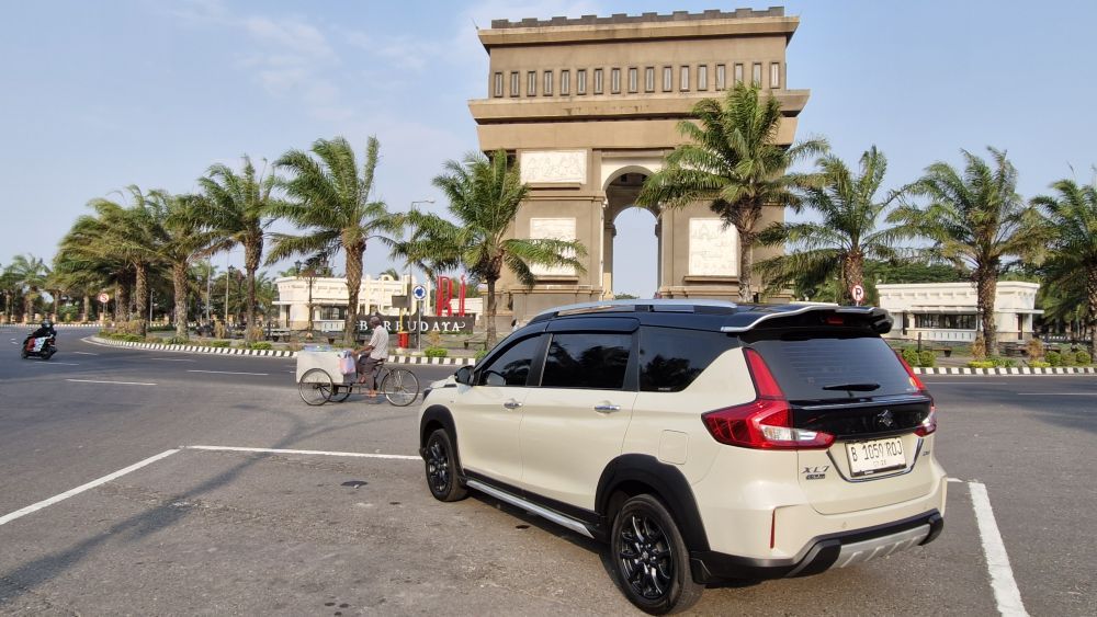Review Suzuki XL7 Alpha 2024; Pilihan Low SUV yang Proper Untuk Mobil Keluarga