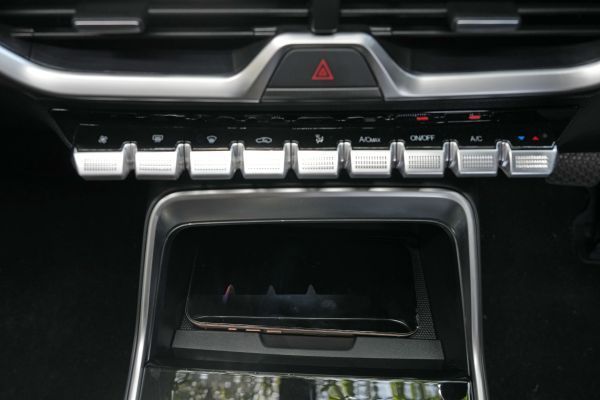 Jetour Indonesia, JETOUR X50e, Interior JETOUR X50e EV, Kombinasi Kenyamanan, Teknologi, dan Keamanan dalam Satu Paket Modern